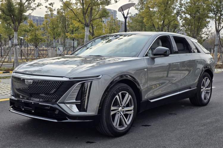 Used Cadillac LYRIQ 2024 Rear-Drive Standard Range Luxury Edition SUPER CRUISE