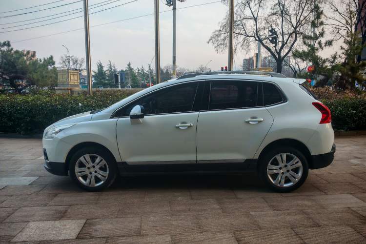 Used Peugeot 3008 2015 1.6THP Automatic Classic Edition