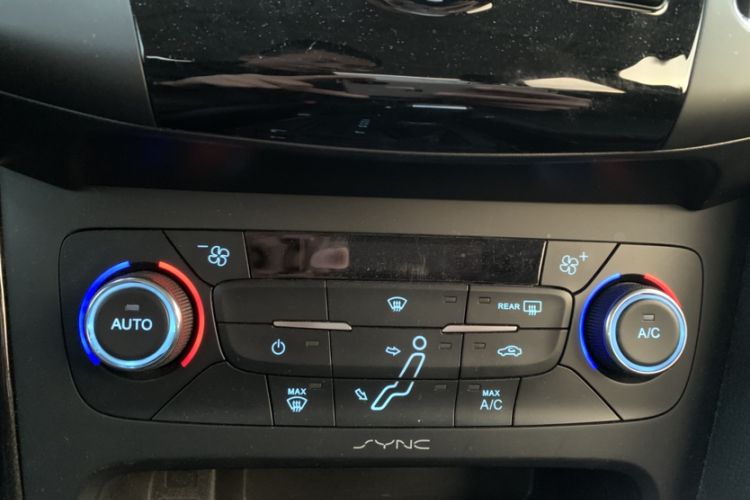 Used Ford Focus 2015 Sedan 1.6L Automatic Trend Model