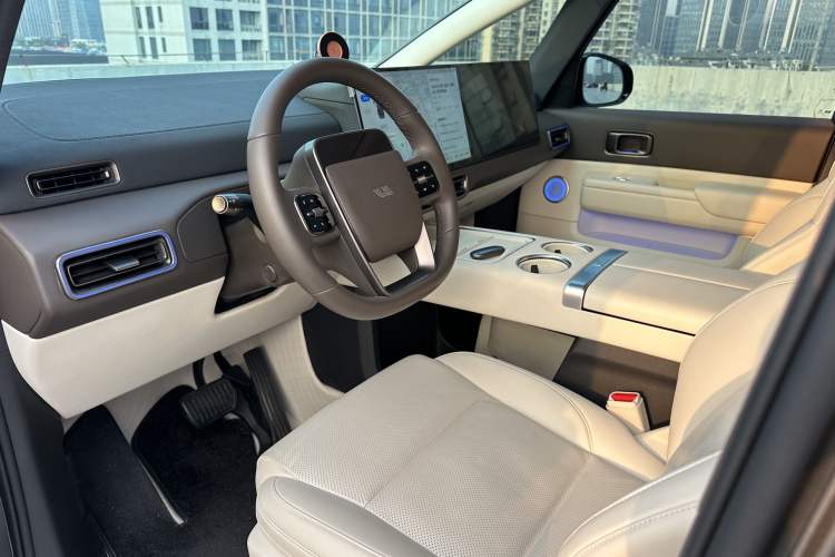 Used Li Auto MEGA 2024 Ultra Model