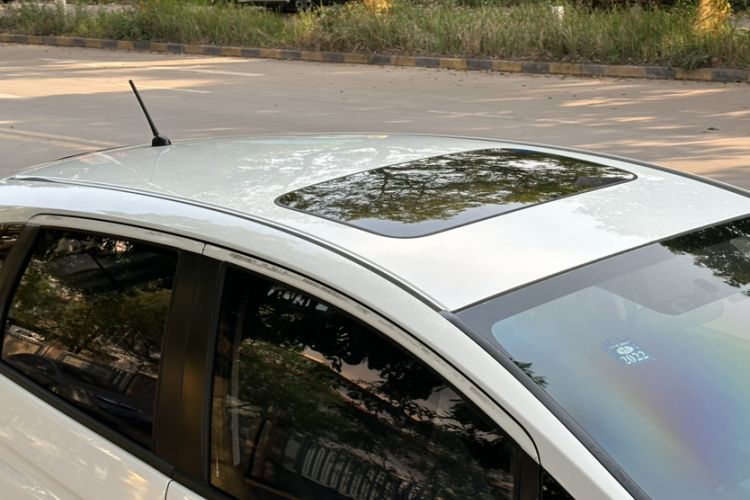 Used Honda Fit 2016 1.5L LXS CVT Comfort Sunroof Version