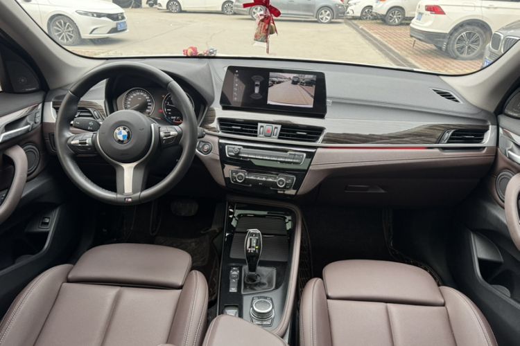 Used BMW X1 2022 Updated xDrive25Li Premium Edition Interior 6