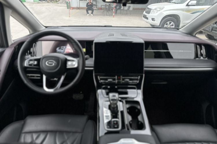 Used GAC Trumpchi M8 2024 Master Series 400T Prestige Edition Interior 2