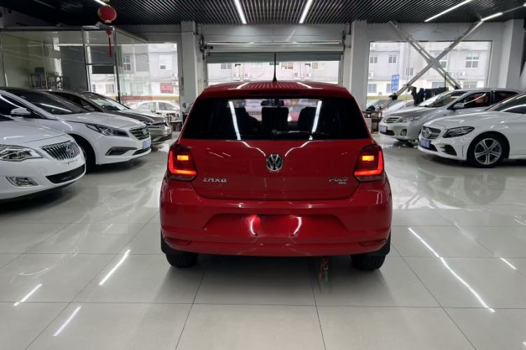 Used Volkswagen Polo 2016 1.6L Automatic Comfort Model