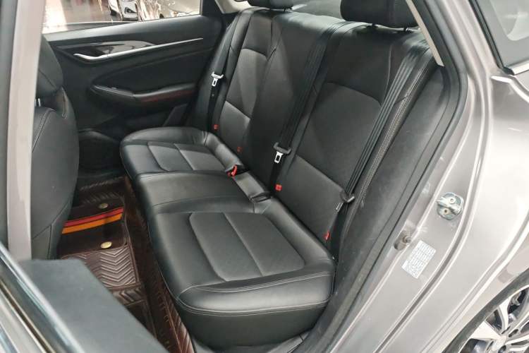 Used CHANGAN Eado 2020 PLUS Blue Whale NE 1.4T GDI DCT Prestige Model
