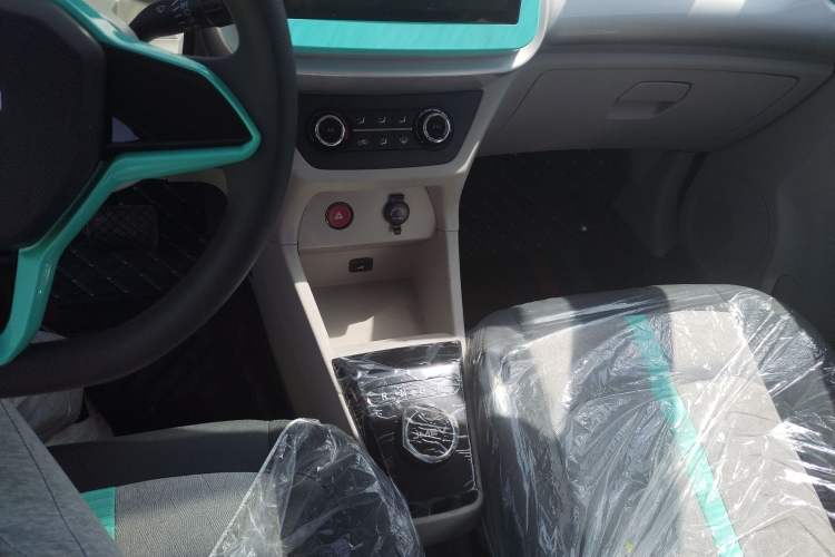 Used JMEV Xiao Qilin 2024 201km Comfort Version
