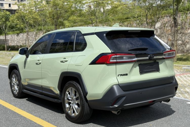 Used Toyota Wildlander 2023 2.0L CVT Two-Wheel Drive Leading Edition