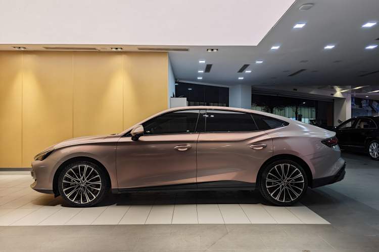 Used MG 7 2023 1.5T DCT Elegant & Graceful Edition