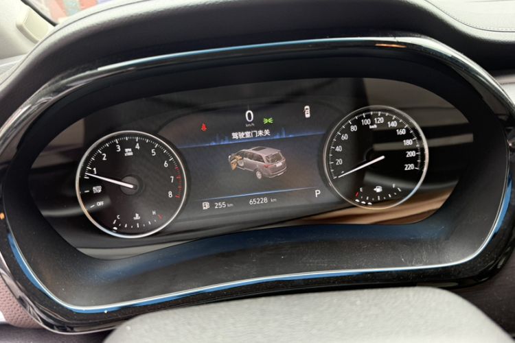 Used Buick GL8 2023 Land Executive Class Smart Enjoyment Model
