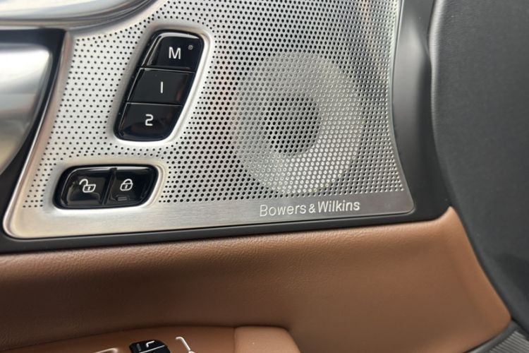 Used Volvo S90 New Energy 2025 Plug-in Hybrid Four-Wheel Drive Long-Range Luxury Smart Edition