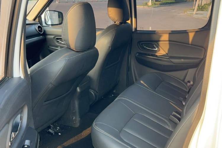 Used Dongfeng Ruichi 2021 2.4L Gasoline Two-Wheel-Drive Base Version with Long Cargo Bed 2TZD