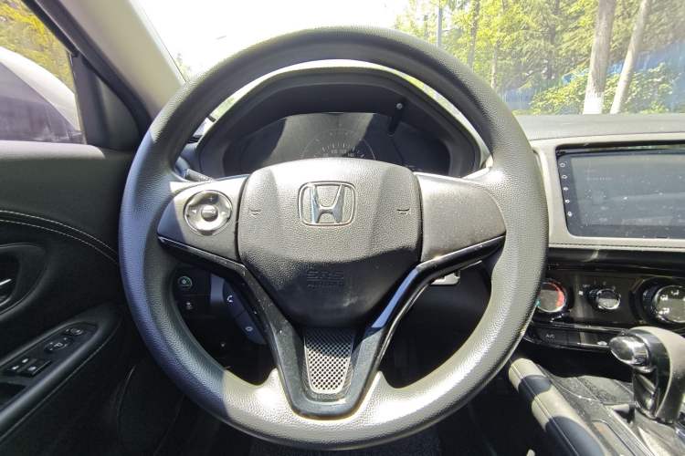 Used Honda Vezel 2017 1.5L CVT 2WD Comfort Model
