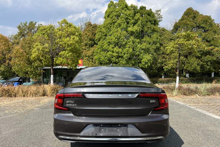 Used Volvo S90 2023 B5 Zhiyuan Luxury Edition