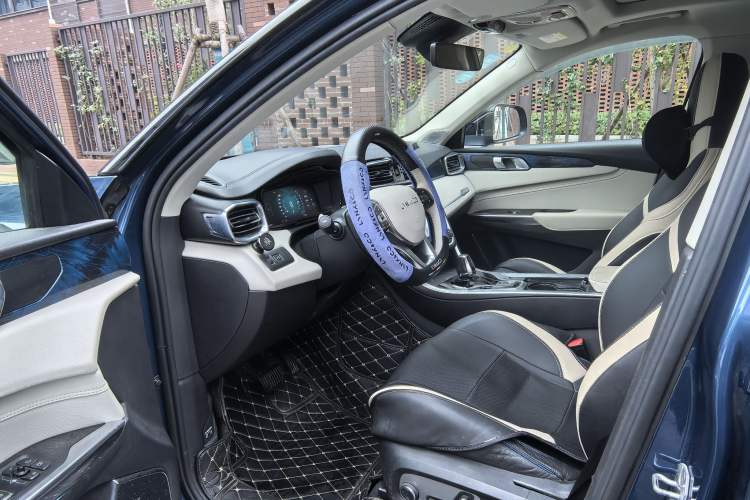 Used Lynk & Co 01 2017 2.0T Two-Wheel Drive Zhaopu Version