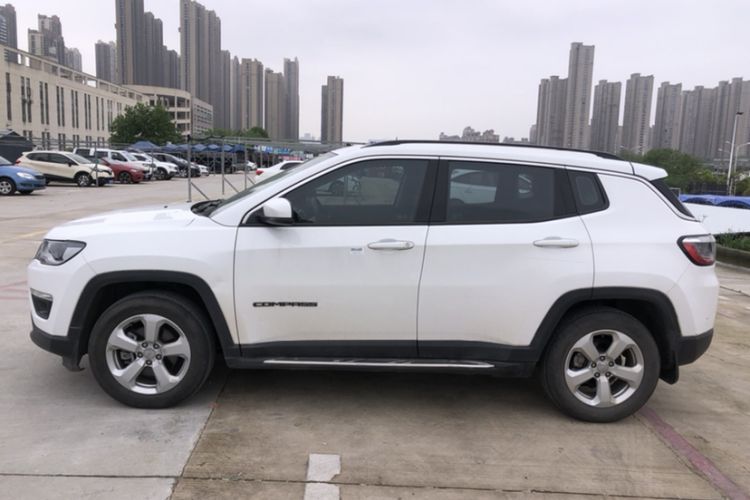 Used Jeep Compass 2017 200T Automatic Enjoyment Version Exterior 3