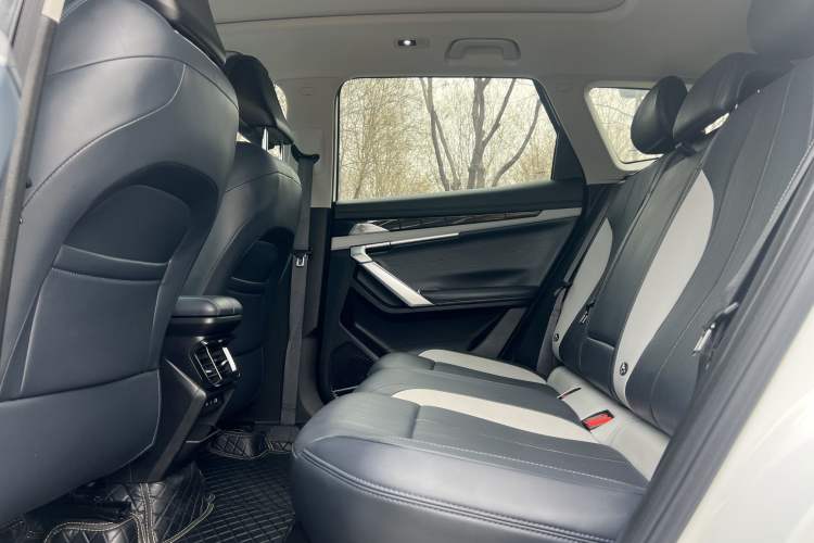 Used Geely Auto FX11 2024 1.5TD DCT Prestige Edition