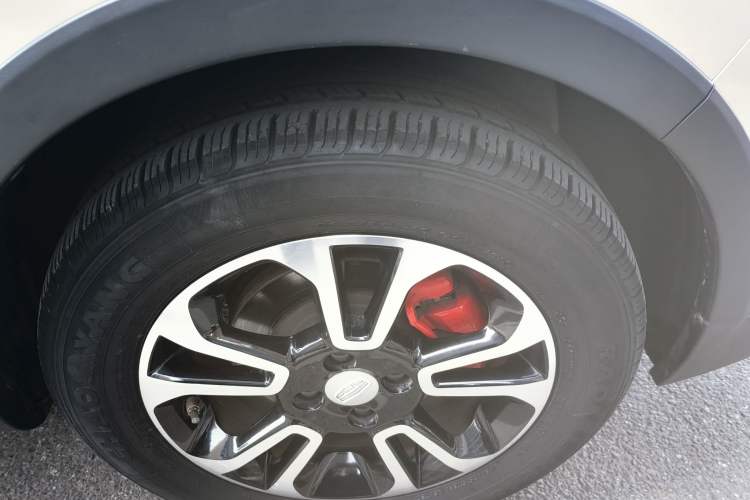 Used Geely Auto Vision X3 2017 1.5L Manual Luxury Model
