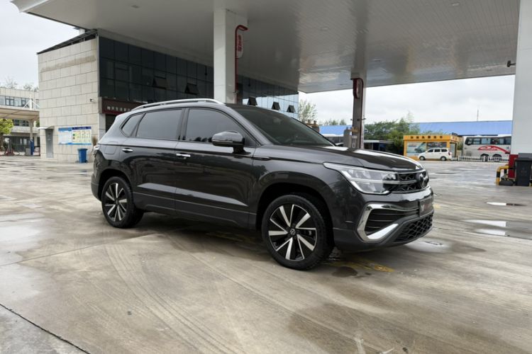 Used Volkswagen Tharu 2023 300TSI Two-Wheel-Drive Moonlight Edition