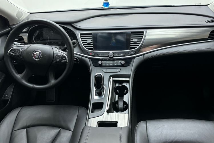 Used Buick LaCrosse 2022 552T Luxury Version Interior 4