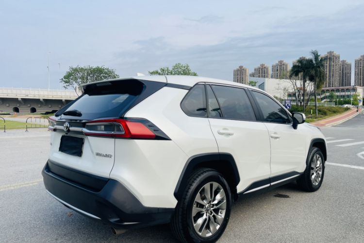 Used Toyota Wildlander 2021 2.0L CVT Two-Wheel Drive Luxury Edition Exterior 6