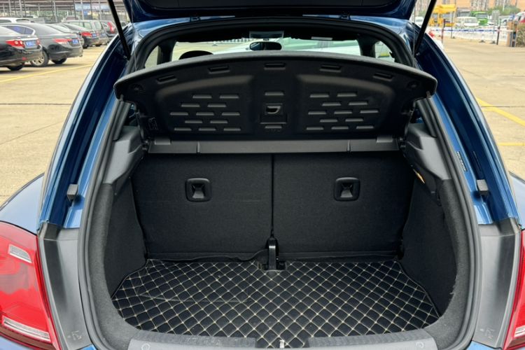 Used Volkswagen Beetle 2018 180TSI Yile Model