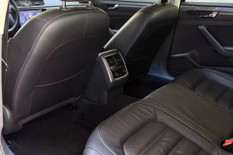 Used Volkswagen Passat 2016 330TSI DSG Luxury Edition