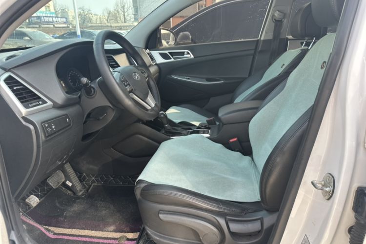 Used Hyundai Tucson 2015 1.6T Dual-Clutch Two-Wheel-Drive Smart Model
