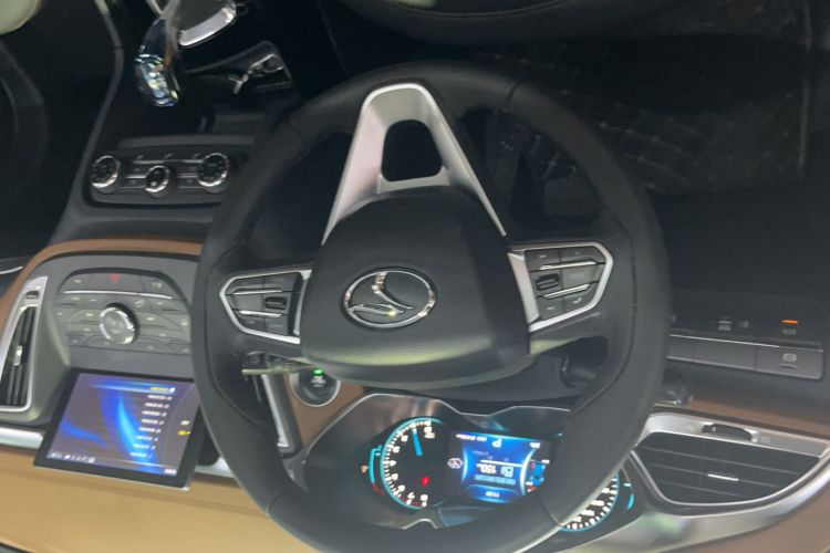 Used Soueast DX7 2015 1.5T Automatic Luxury Model