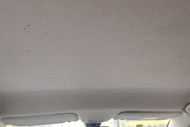 Used Baojun 530 2021 Global Car Anniversary Edition 1.5T Manual Comfort Version 7 Seats
