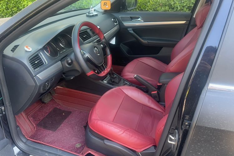 Used Volkswagen Lavida 2017 1.6L Automatic Comfort Edition