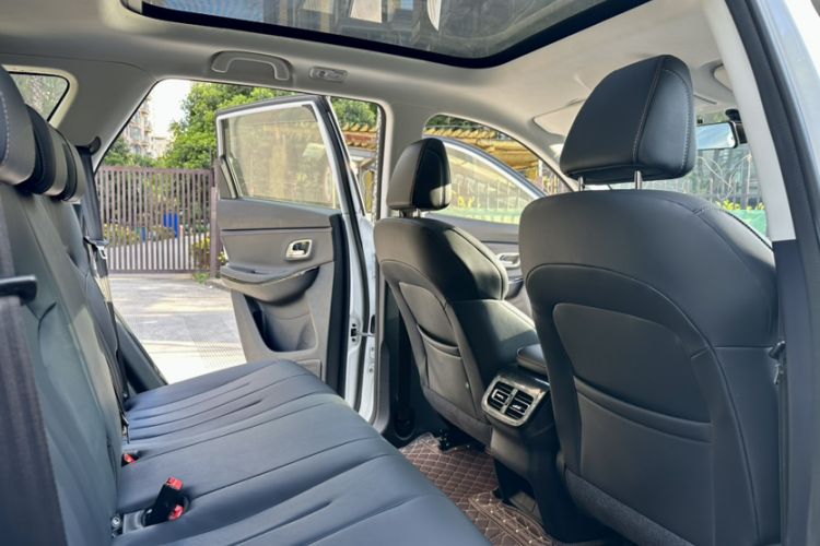 Used CHANGAN OSHAN X7 2020 1.5T Manual Luxury Version
