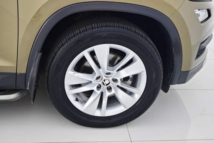 Used Skoda Kodiaq 2017 TSI330 7-Seater Two-Wheel-Drive Luxury Edition
