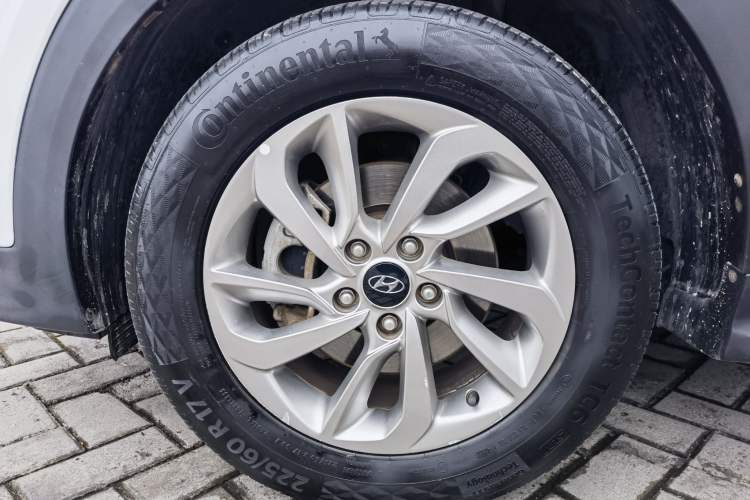 Used Hyundai Tucson 2015 1.6T Dual-Clutch Two-Wheel-Drive Smart Model
