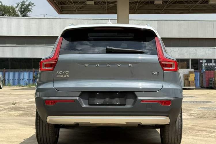 Used Volvo XC40 2021 T4 4x4 SmartDrive Fashion Edition