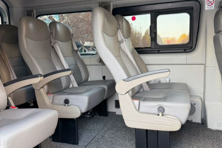 Used JAC Sunray 2021 2.0T 4-Series Star Business Van 5-10 Seater D20TCIF1
