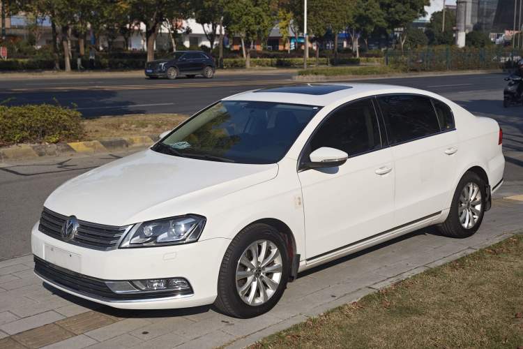 Used Volkswagen Magotan 2013 2.0 TSI Luxury Model