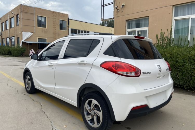 Used Baojun 310 2016 1.2L manual Comfort trim level
