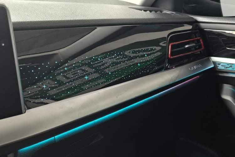 Used Volkswagen Lavida 2024 300TSI DSG Starry Sky Deluxe Edition Interior 2