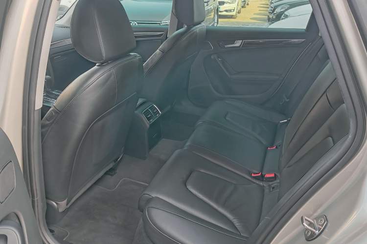 Used Audi A4L 2015 35 TFSI Automatic Comfort Model