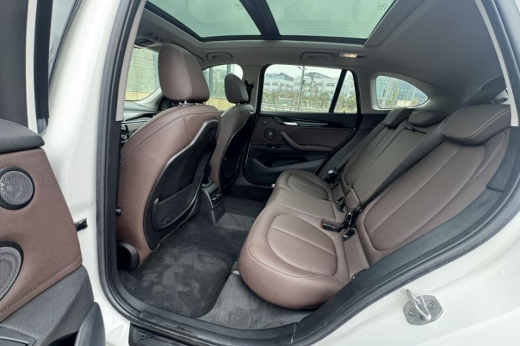 Used BMW X1 2020 sDrive25Li Leading Model
