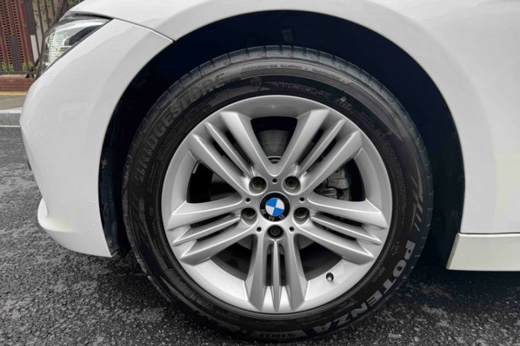 Used BMW 3 Series 2018 318i
