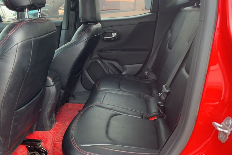 Used Jeep Renegade 2019 220T Automatic Standard Edition