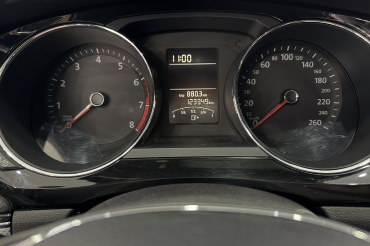 Used Volkswagen Sagitar 2017 1.6L Automatic Comfort Model Odometer Close Up