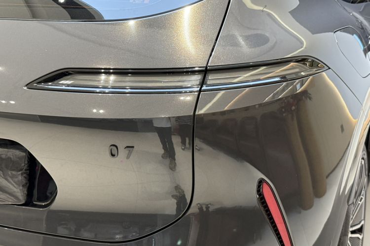 Used Avatr 07 2024 Max Extended-Range Edition Exterior 11