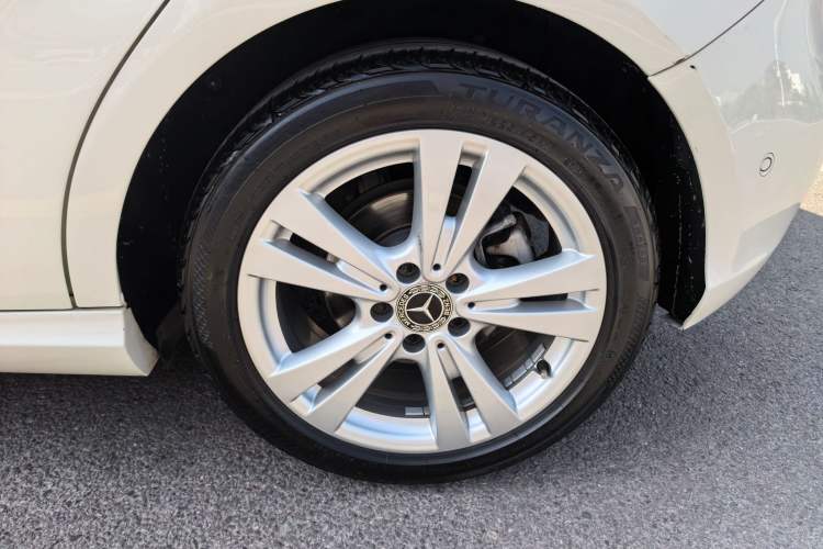 Used Mercedes-Benz A-Class (Import) 2017 Revised A 200 Dynamic Edition
