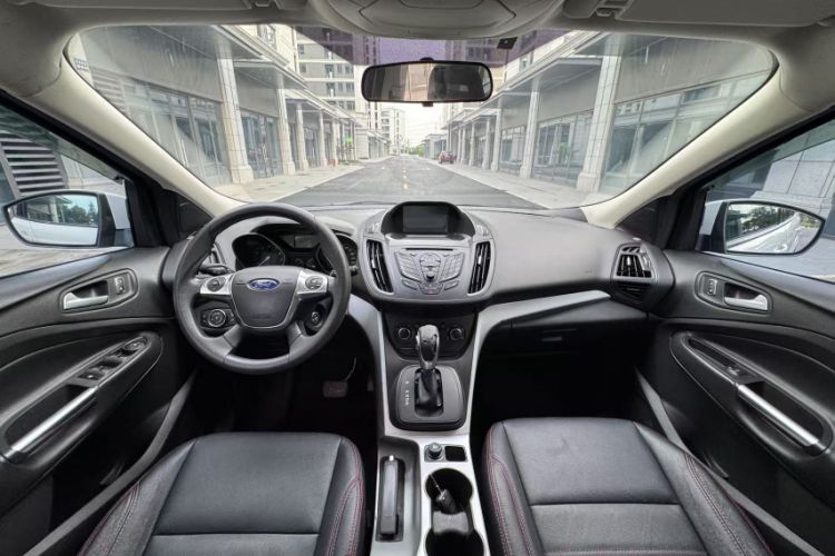 Used Ford Kuga 2013 1.6L GTDi Two-Wheel-Drive Comfort Model