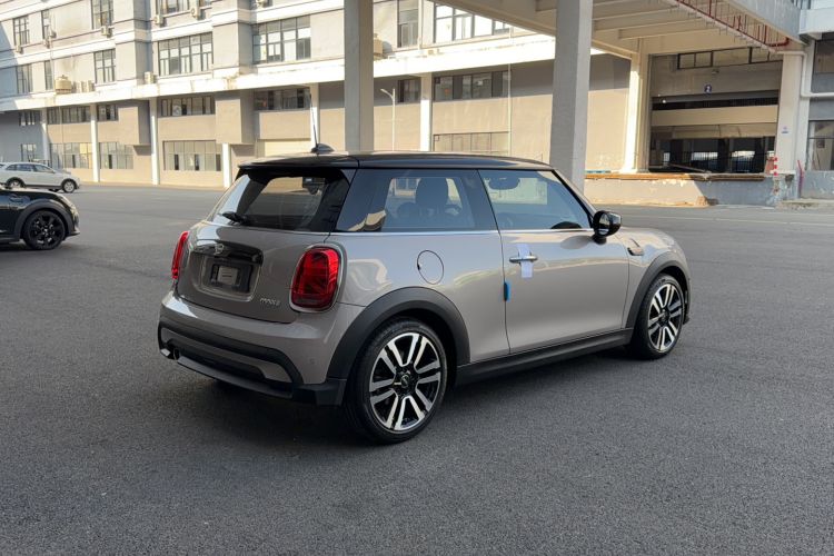 Used MINI 2022 Updated 1.5T COOPER Classic Edition