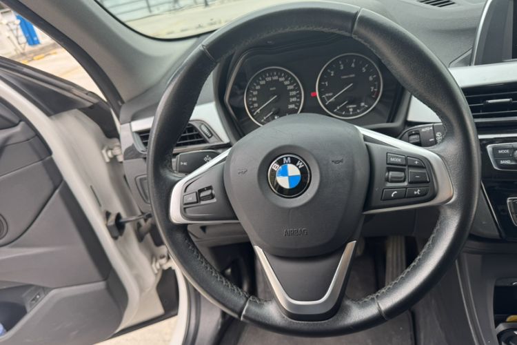 Used BMW X1 2016 sDrive18Li Premium Edition
