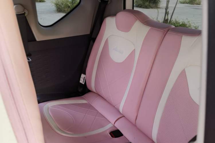 Used Wuling Hongguang MINIEV 2022 Macaron Premium Model – Lithium Iron Phosphate