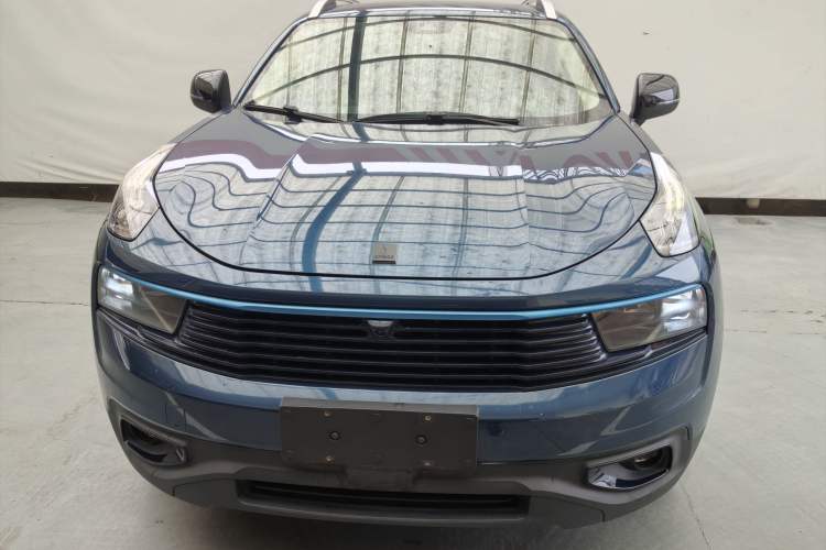 Used Lynk & Co 01 2019 2.0T Two-Wheel Drive Zhaopu Version China VI Standard
